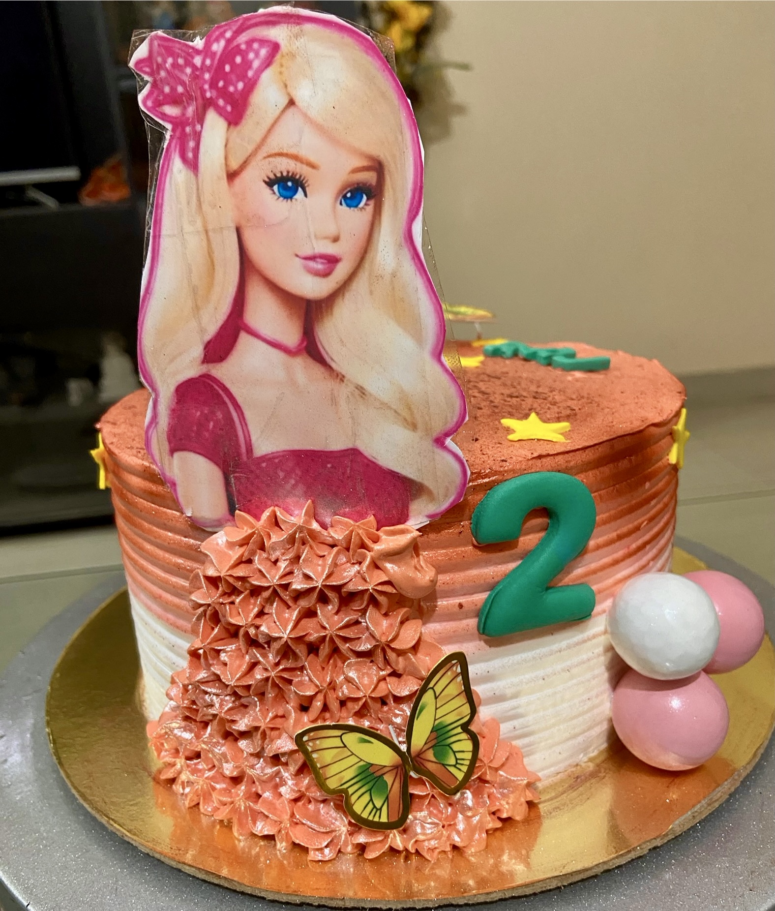 Doll Design Cake